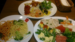 ランチビュッフェ
