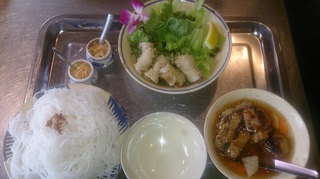 ベトナム料理のランチ